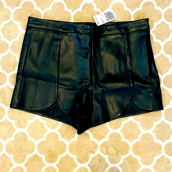 Black Faux Leather Shorts - Picture 1 of 4